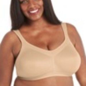 NWT Playtex 18 Hour Active Breathable Comfort Wireless Bra Nude Sz 38B